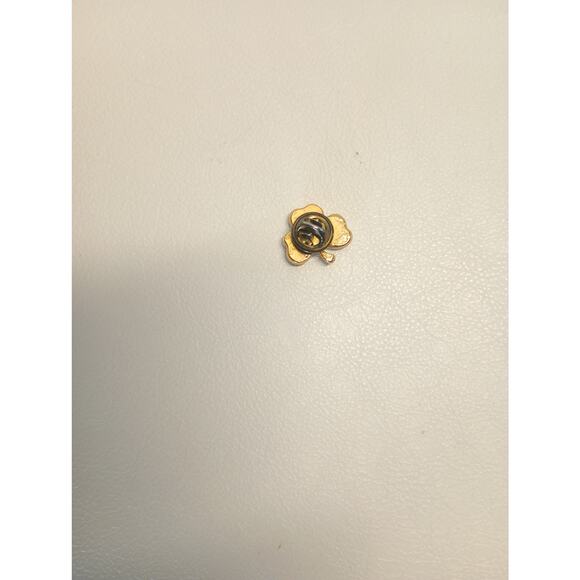 3 Leaf Green Clover Lapel Pin Pendant Broach St Patrick's Day Irish - Picture 3 of 4